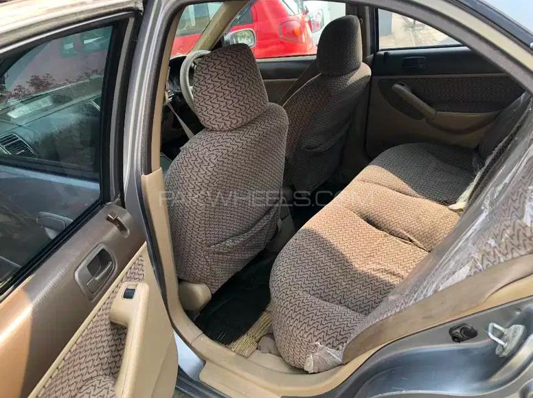 Honda Civic 2005 for Sale in Lahore Honda Civic 2005 for Sale in Lahore Image-4