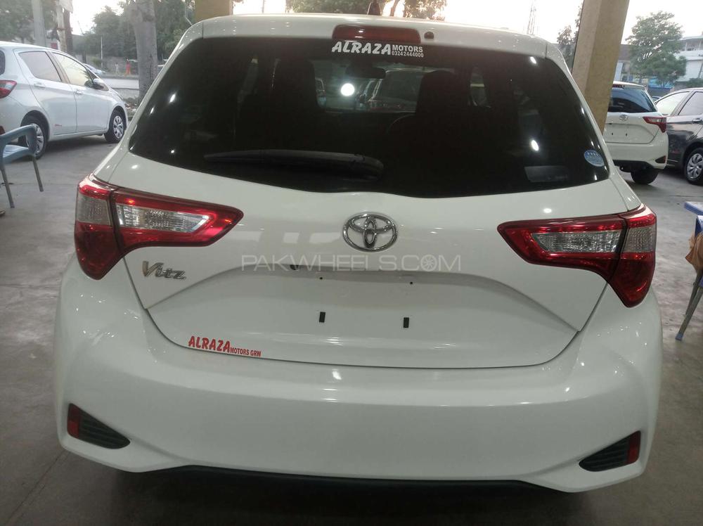 Toyota Vitz 2017 for Sale in Gujranwala Toyota Vitz 2017 for Sale in Gujranwala Image-4