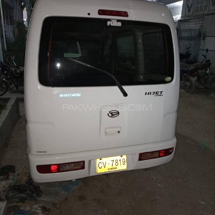 Daihatsu Hijet 2011 for Sale in Karachi Daihatsu Hijet 2011 for Sale in Karachi Image-2