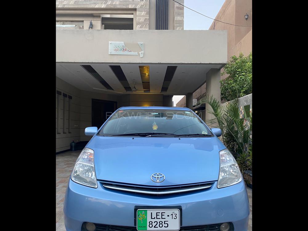 Toyota Prius 2007 for Sale in Lahore Toyota Prius 2007 for Sale in Lahore Image-10