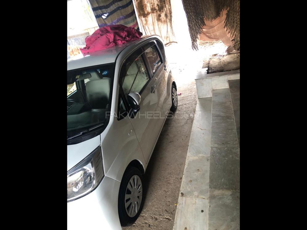 Daihatsu Move 2018 for Sale in Karachi Daihatsu Move 2018 for Sale in Karachi Image-3