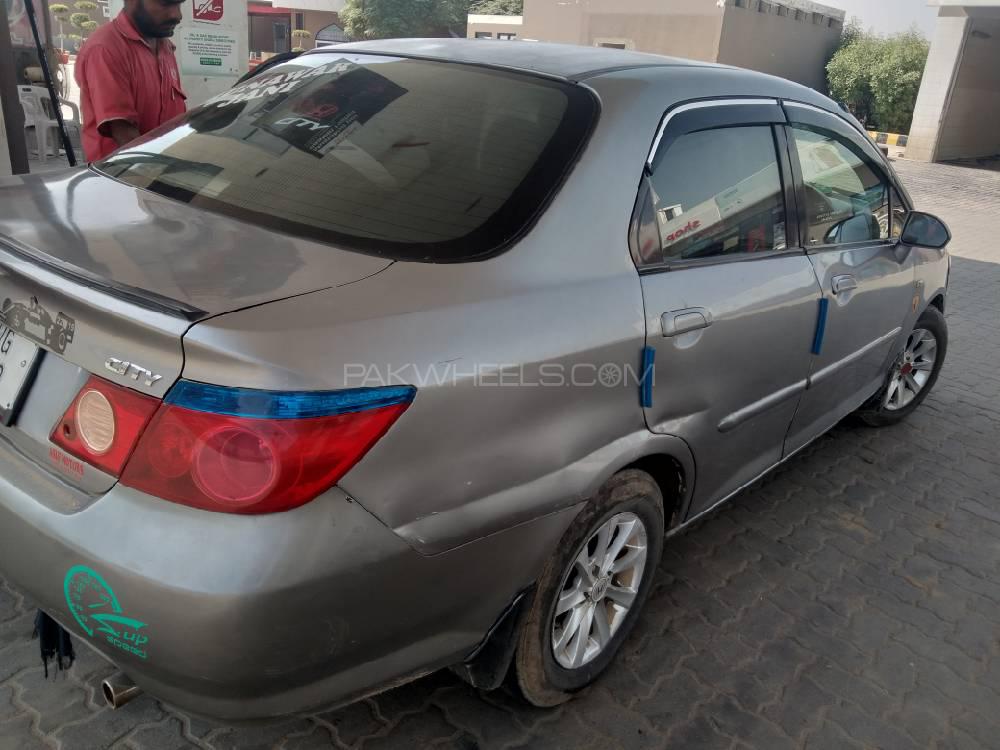 Honda City 2006 for Sale in Okara Honda City 2006 for Sale in Okara Image-4