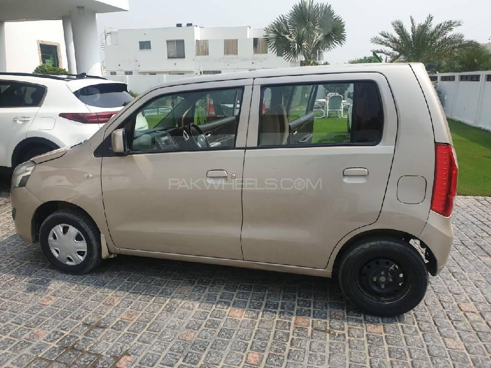 Suzuki Wagon R 2017 for Sale in Lahore Suzuki Wagon R 2017 for Sale in Lahore Image-6