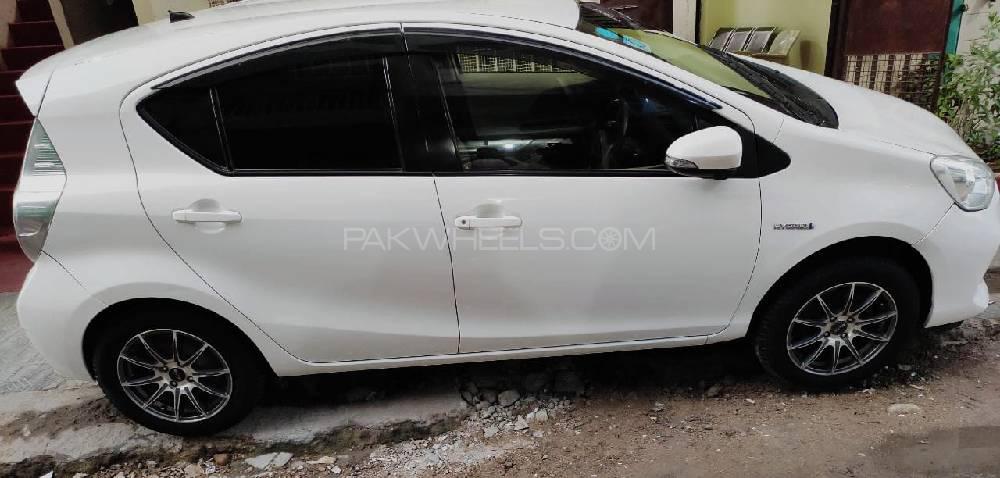 Toyota Aqua 2013 for Sale in Karachi Toyota Aqua 2013 for Sale in Karachi Image-3