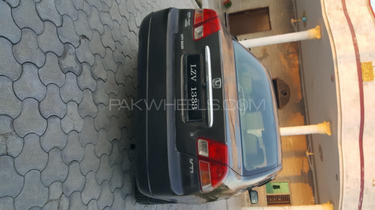 Honda Civic 2004 for Sale in Chakwal Image-1