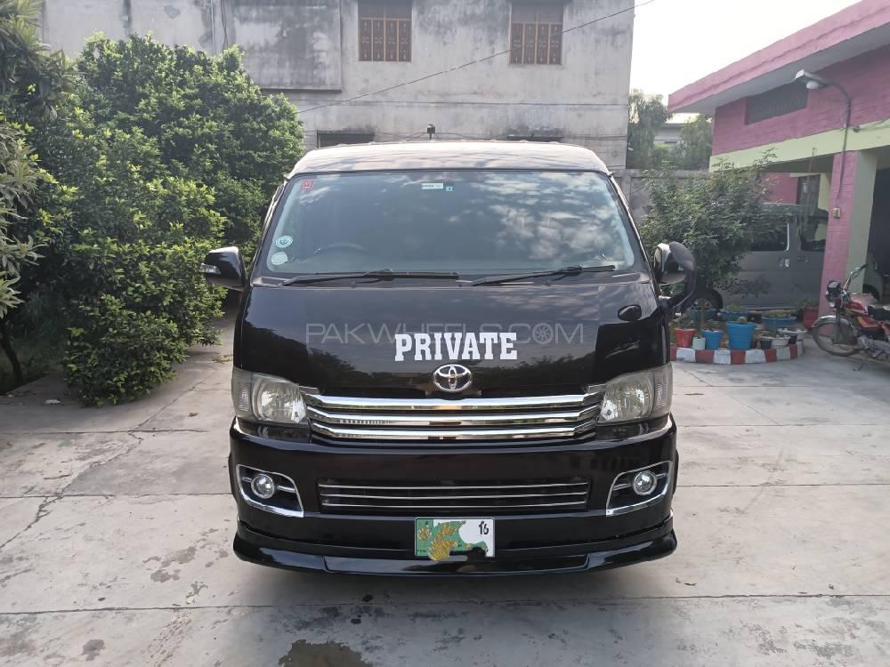 Toyota Hiace 2016 for Sale in Lahore Image-1