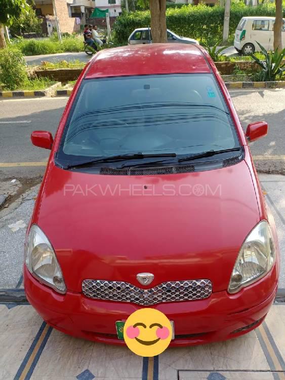 Toyota Vitz 2003 for Sale in Lahore Image-1