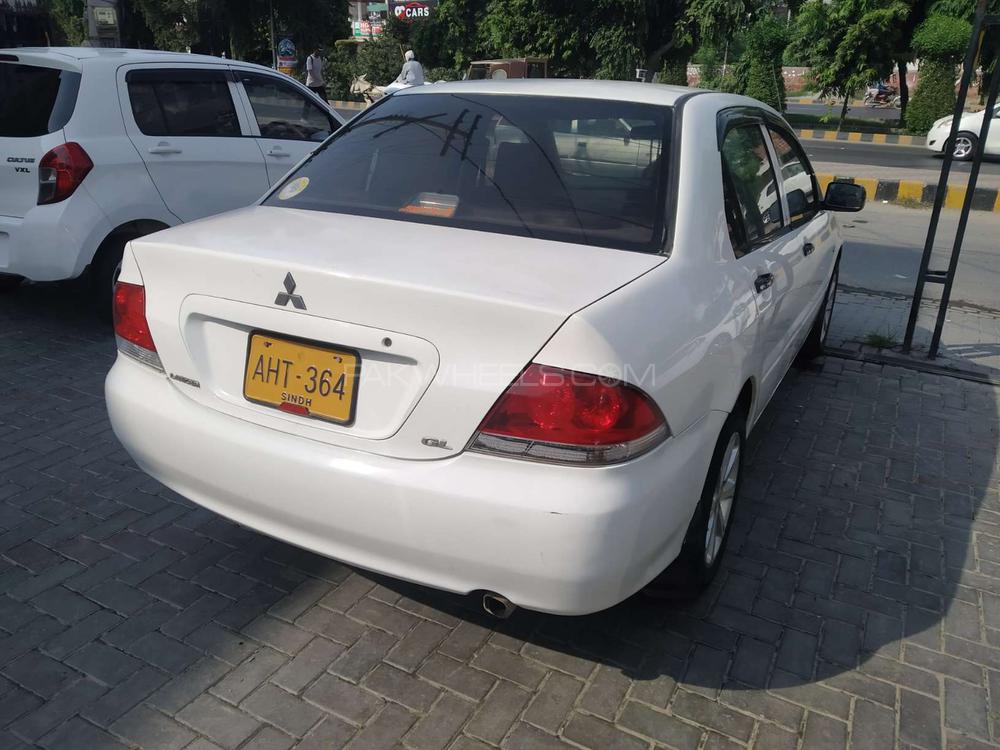 Mitsubishi Lancer 2005 for Sale in Lahore Mitsubishi Lancer 2005 for Sale in Lahore Image-11