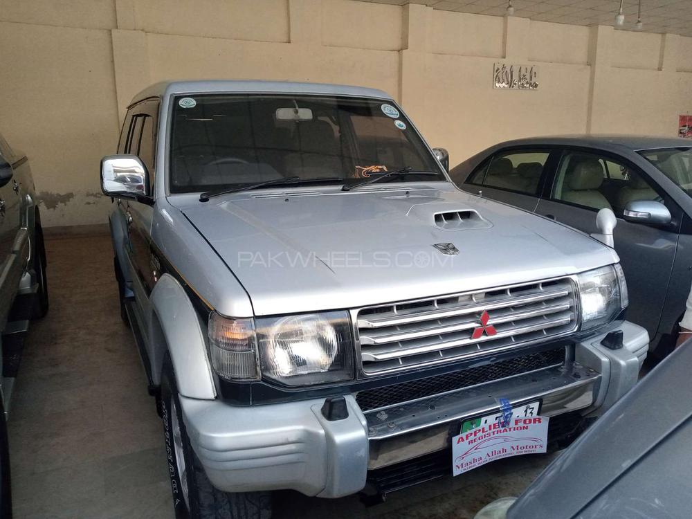 Mitsubishi Pajero 1993 for Sale in Multan Mitsubishi Pajero 1993 for Sale in Multan Image-2