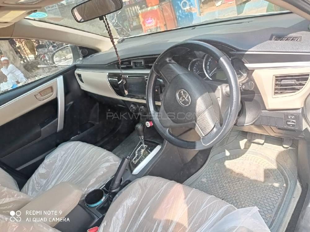 Toyota Corolla 2017 for Sale in Mandi bahauddin Toyota Corolla 2017 for Sale in Mandi bahauddin Image-5
