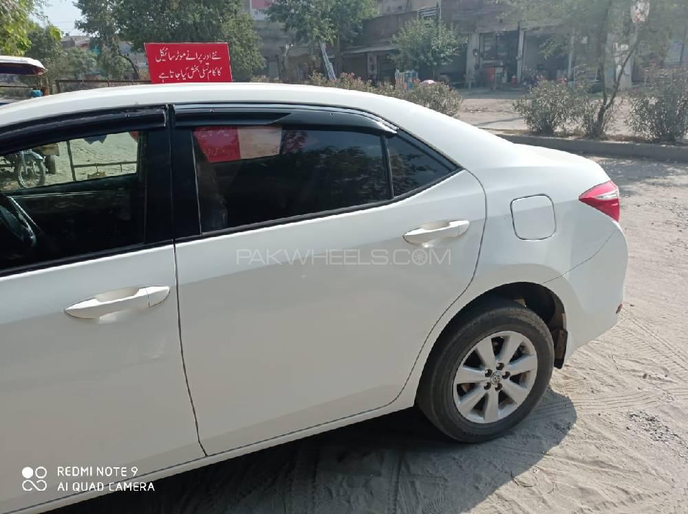 Toyota Corolla 2017 for Sale in Mandi bahauddin Toyota Corolla 2017 for Sale in Mandi bahauddin Image-8