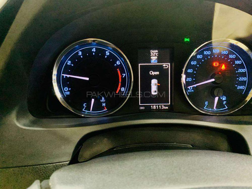 Toyota Corolla 2019 for Sale in Rawalpindi Toyota Corolla 2019 for Sale in Rawalpindi Image-8
