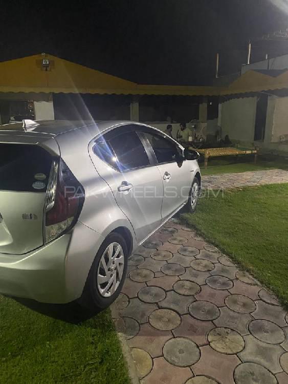 Toyota Aqua 2015 for Sale in Peshawar Image-1