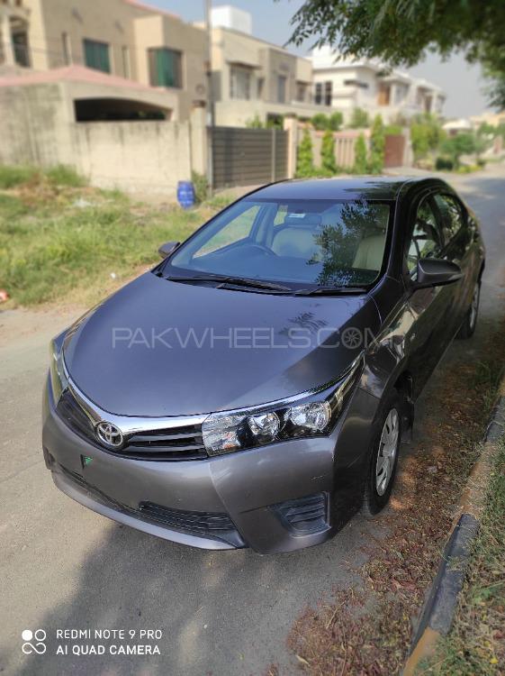 Toyota Corolla 2015 for Sale in Faisalabad Image-1