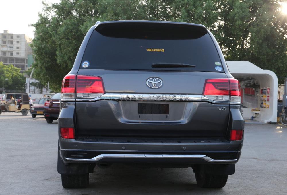 Toyota Land Cruiser 2010 for Sale in Karachi Toyota Land Cruiser 2010 for Sale in Karachi Image-14