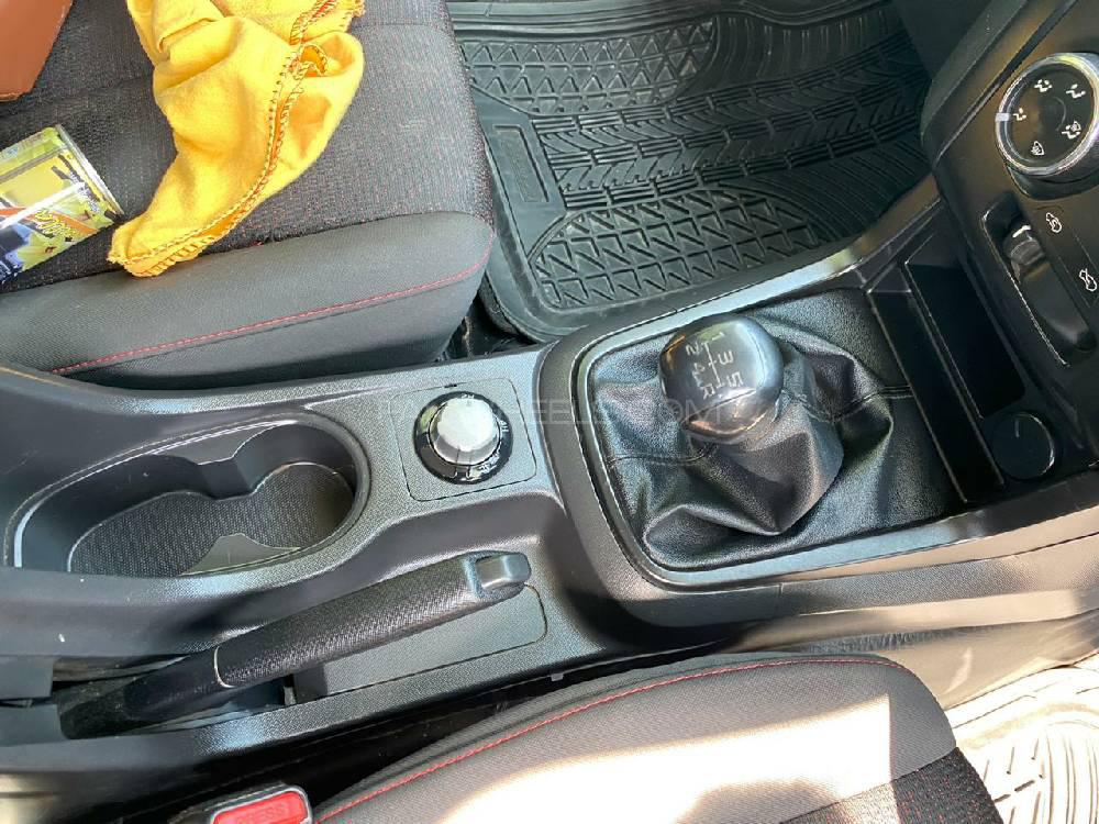 Isuzu D-Max 2015 for Sale in Jhelum Isuzu D-Max 2015 for Sale in Jhelum Image-8