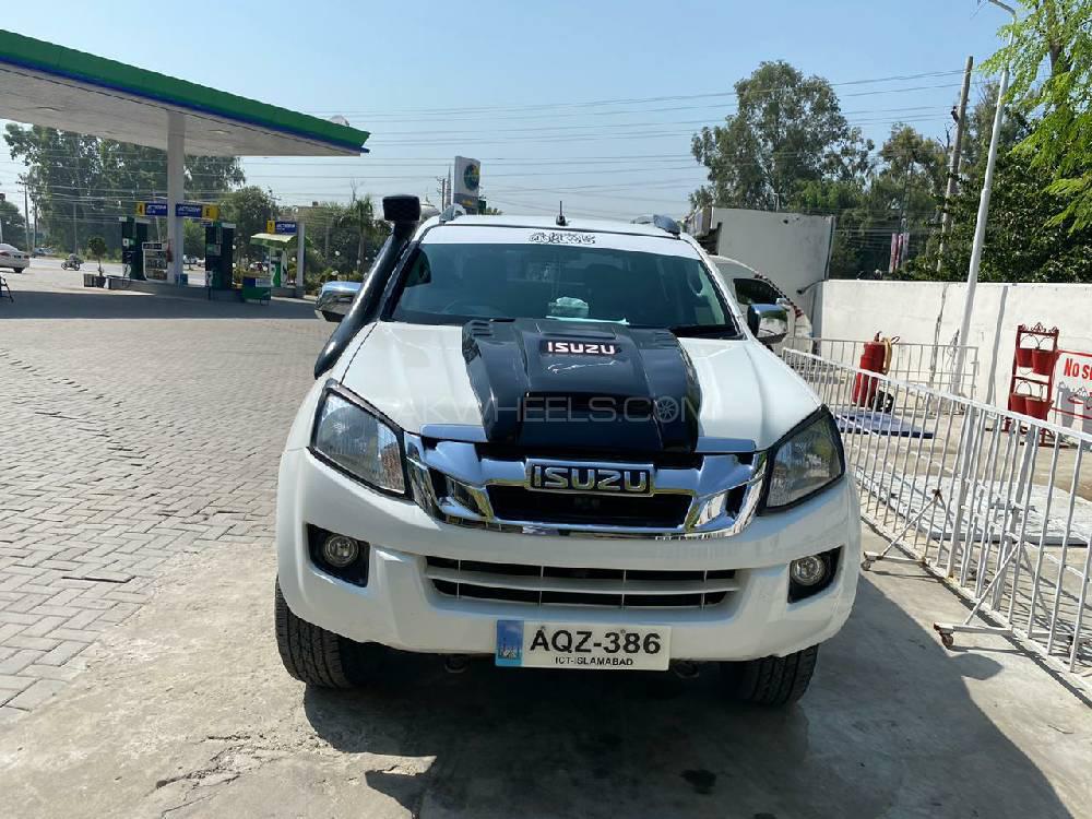 Isuzu D-Max 2015 for Sale in Jhelum Image-1