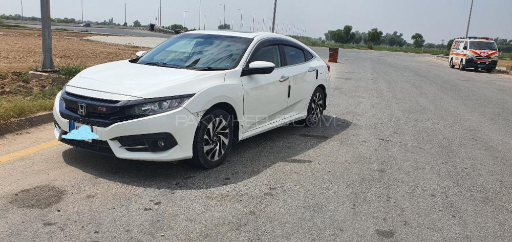 Honda Civic 2016 for Sale in Multan Image-1