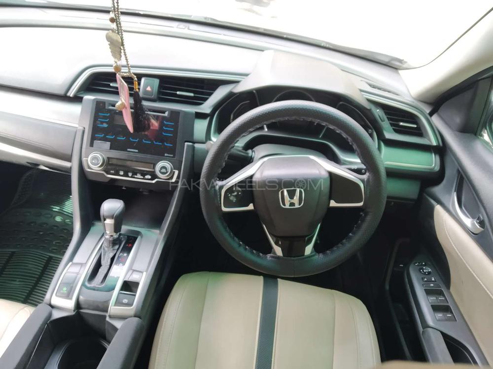Honda Civic 2017 for Sale in Lahore Honda Civic 2017 for Sale in Lahore Image-6