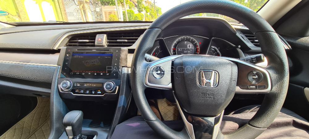 Honda Civic 2018 for Sale in Sialkot Honda Civic 2018 for Sale in Sialkot Image-12