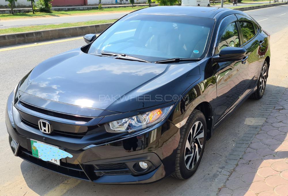 Honda Civic 2018 for Sale in Sialkot Honda Civic 2018 for Sale in Sialkot Image-5