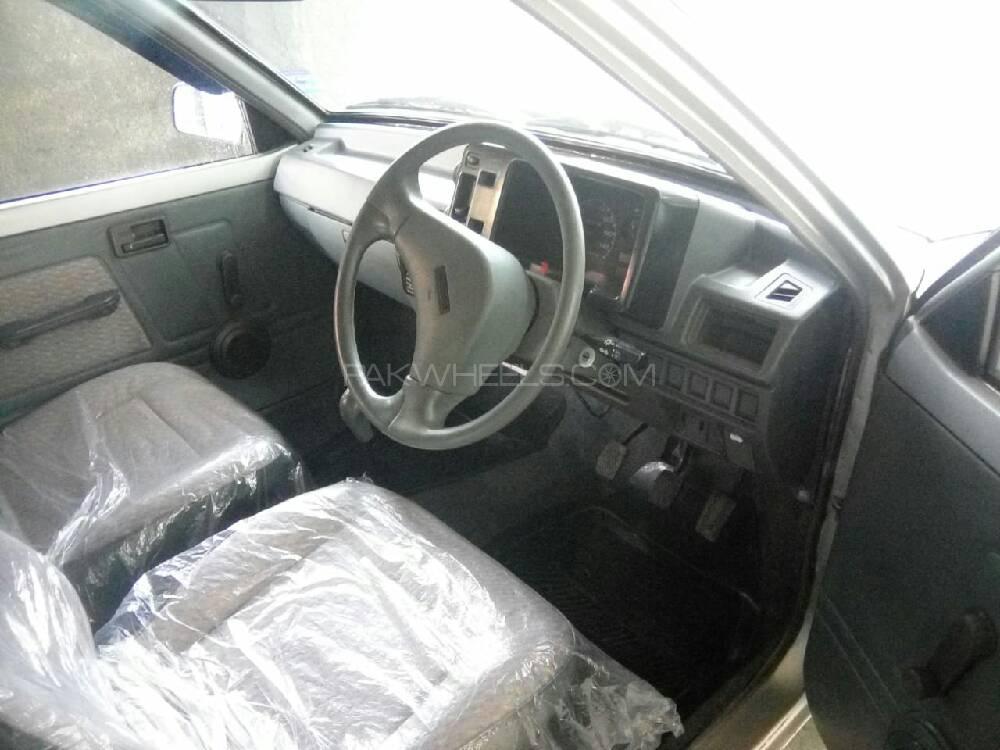 Suzuki Mehran 2017 for Sale in Lahore Suzuki Mehran 2017 for Sale in Lahore Image-3