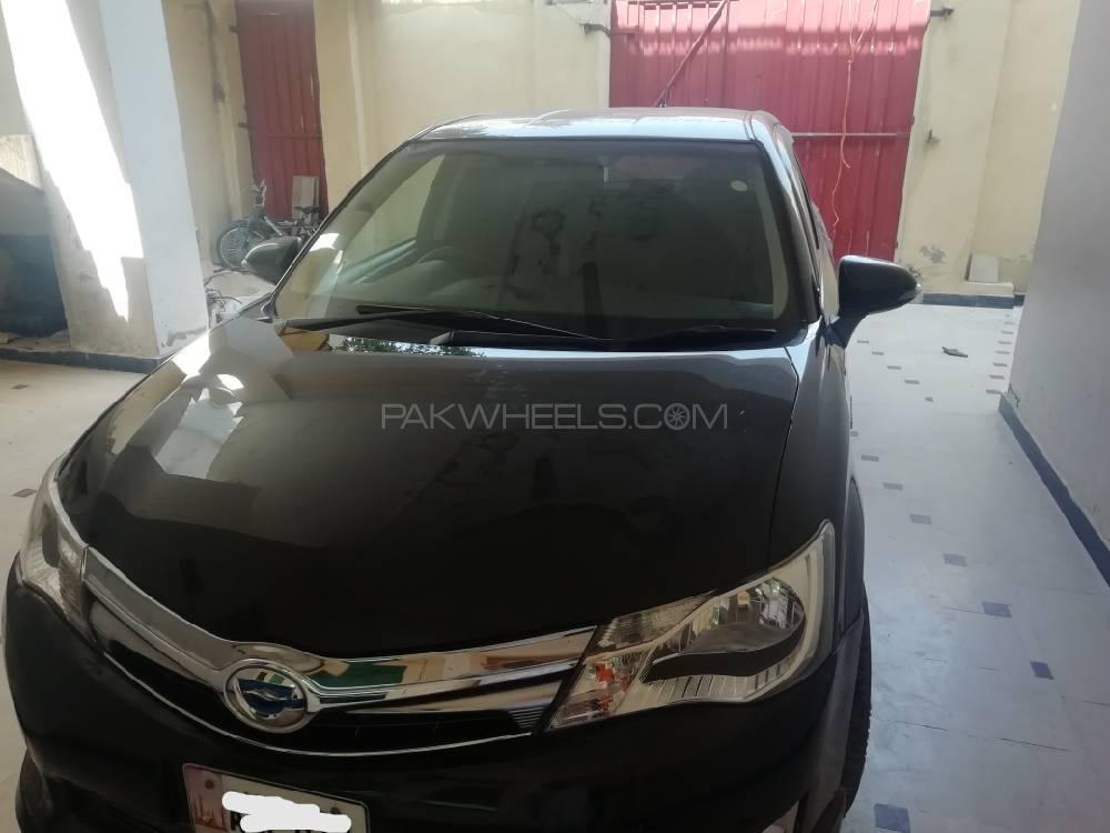 Toyota Corolla Axio 2014 for Sale in Peshawar Image-1