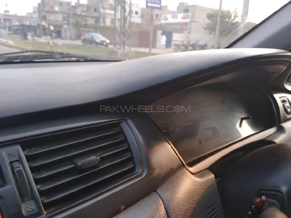 Mitsubishi Lancer 2004 for Sale in Lahore Mitsubishi Lancer 2004 for Sale in Lahore Image-5