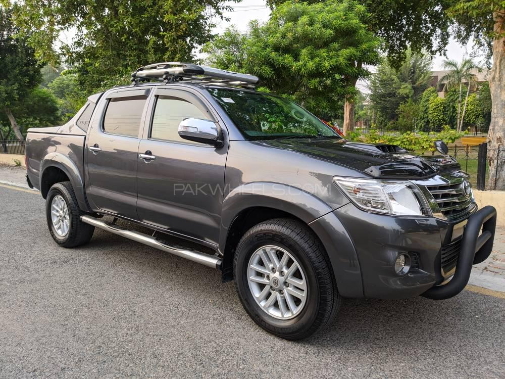 Toyota Hilux 2012 for Sale in Lahore Image-1