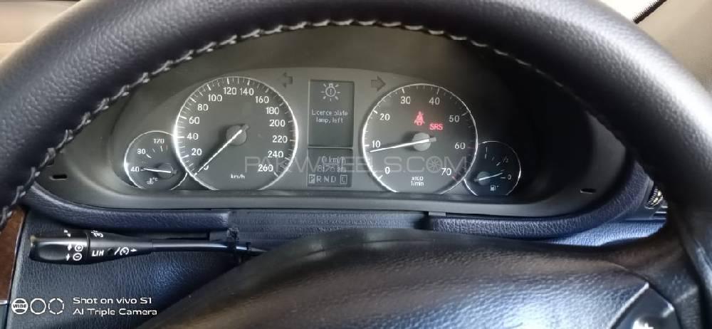 Mercedes Benz C Class 2005 for Sale in Sahiwal Mercedes Benz C Class 2005 for Sale in Sahiwal Image-10