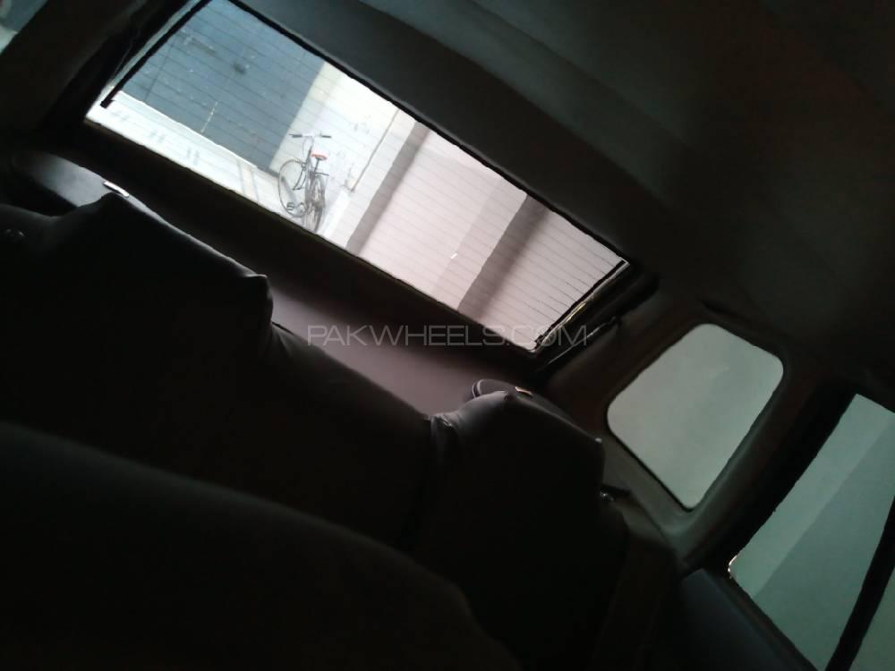 Suzuki Cultus 2005 for Sale in Peshawar Suzuki Cultus 2005 for Sale in Peshawar Image-5