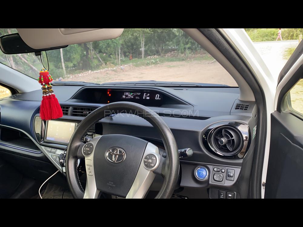 Toyota Aqua 2015 for Sale in Peshawar Toyota Aqua 2015 for Sale in Peshawar Image-5