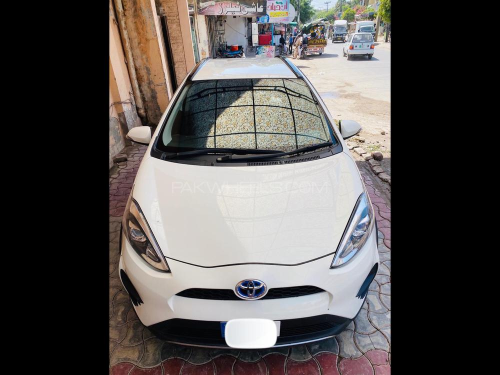Toyota Aqua 2017 for Sale in Multan Toyota Aqua 2017 for Sale in Multan Image-5