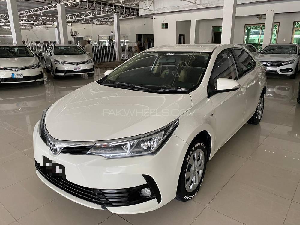 Toyota Corolla 2017 for Sale in Peshawar Image-1