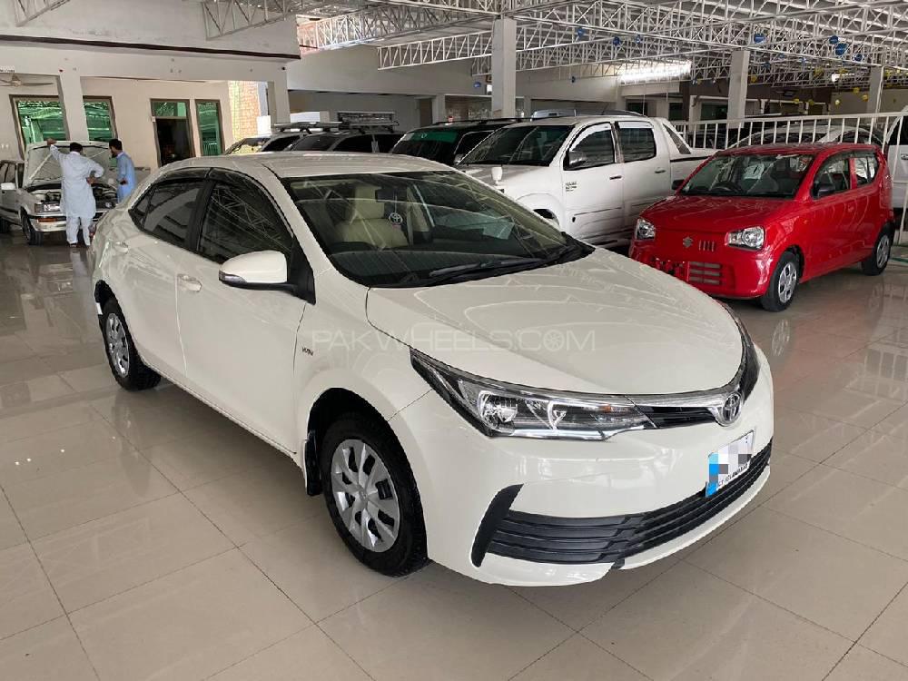 Toyota Corolla 2019 for Sale in Peshawar Image-1