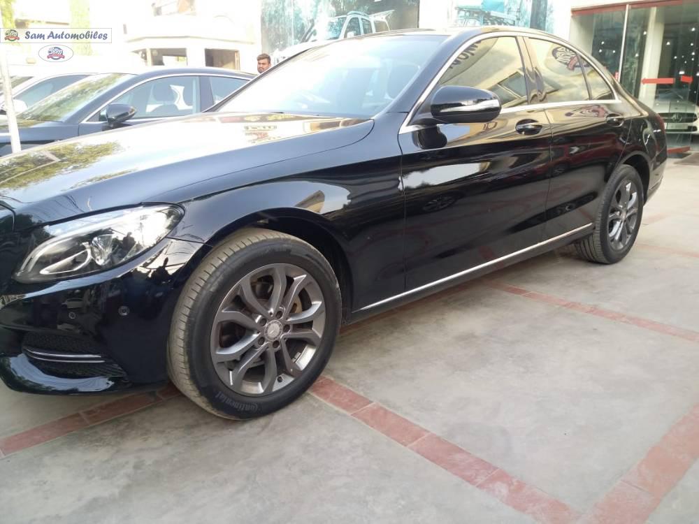 Mercedes Benz C Class 2015 for Sale in Karachi Mercedes Benz C Class 2015 for Sale in Karachi Image-4