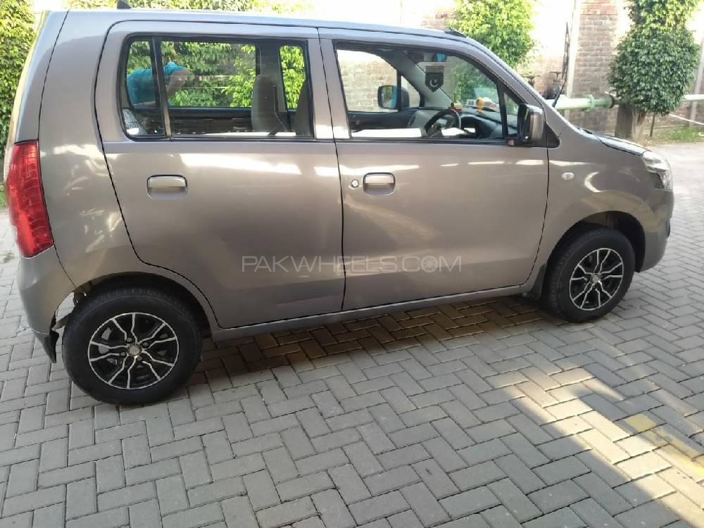 Suzuki Wagon R 2017 for Sale in Lahore Image-1