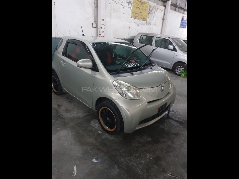 Toyota iQ 2013 for Sale in Faisalabad Toyota iQ 2013 for Sale in Faisalabad Image-4