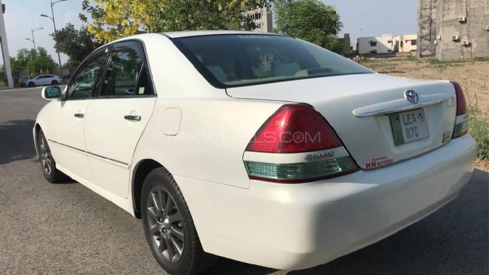 Toyota Mark II 2004 for Sale in Lahore Toyota Mark II 2004 for Sale in Lahore Image-4