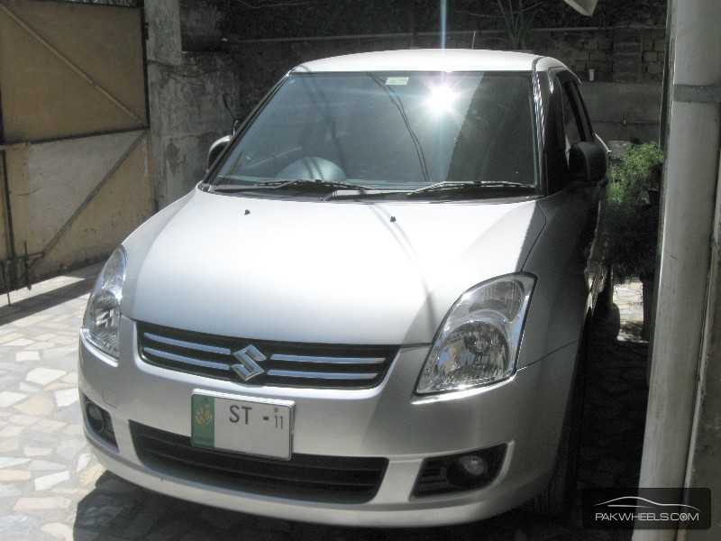 Suzuki Swift 2011 for Sale in Sialkot Image-1