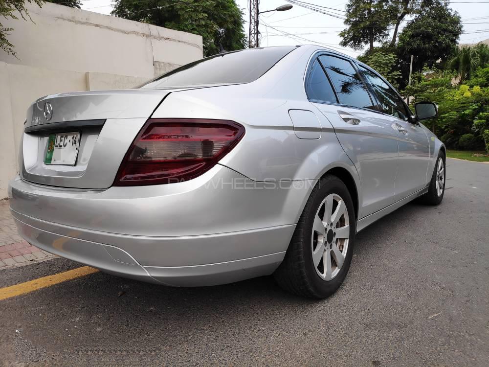 Mercedes Benz C Class 2007 for Sale in Lahore Mercedes Benz C Class 2007 for Sale in Lahore Image-4