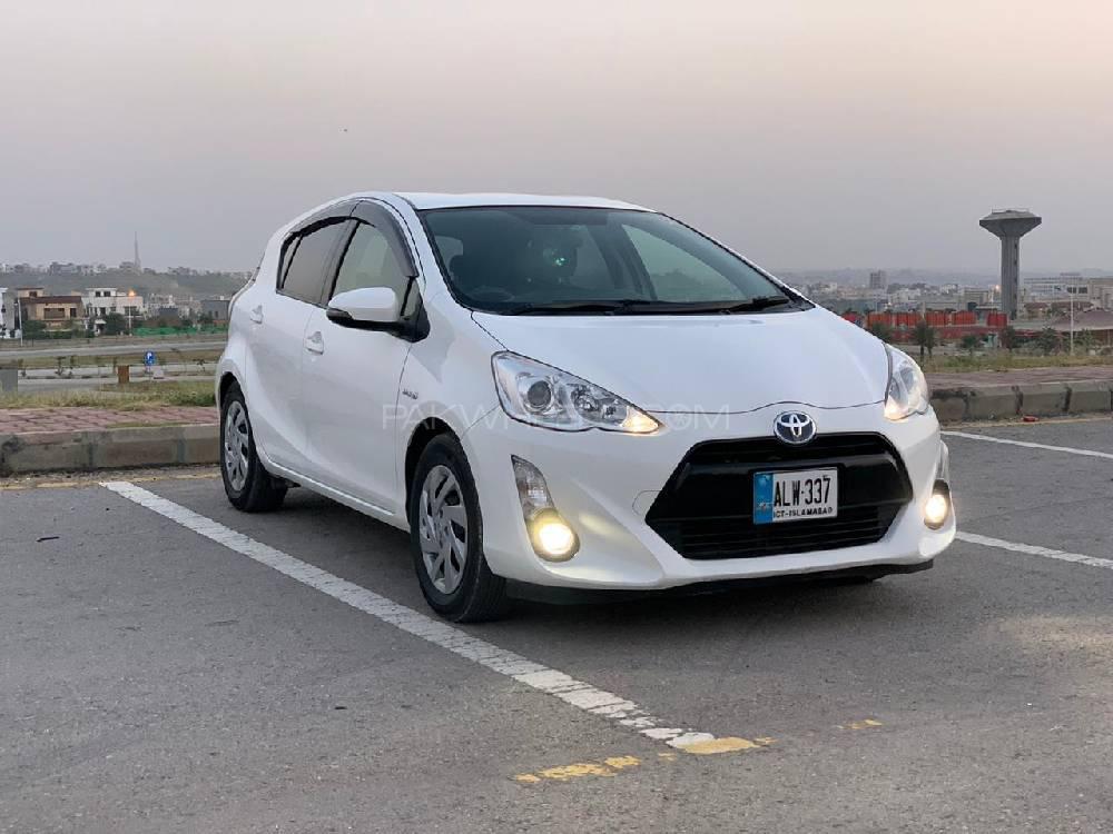 Toyota Aqua 2015 for Sale in Islamabad Toyota Aqua 2015 for Sale in Islamabad Image-2