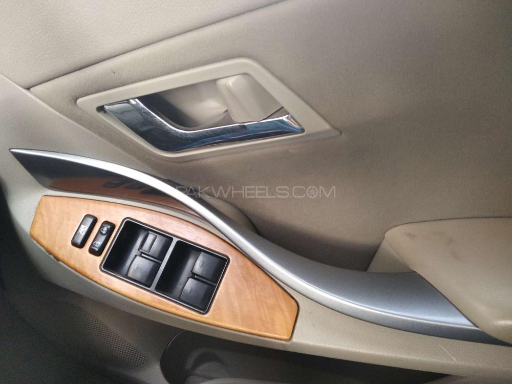 ٹویوٹا پریمیو 2007 for Sale in کراچی ٹویوٹا پریمیو 2007 for Sale in کراچی Image-9