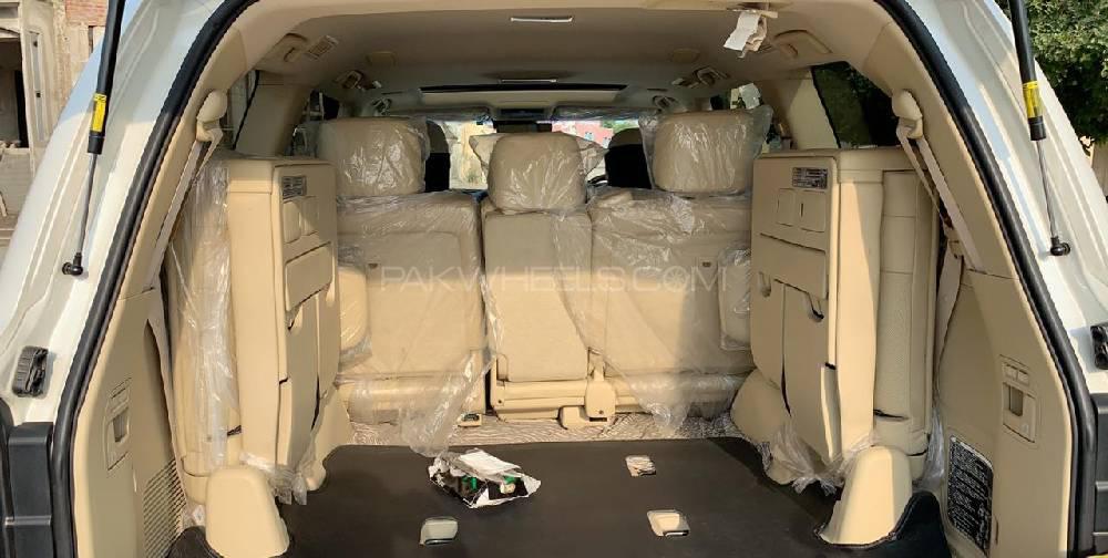 Toyota Land Cruiser 2015 for Sale in Islamabad Toyota Land Cruiser 2015 for Sale in Islamabad Image-2