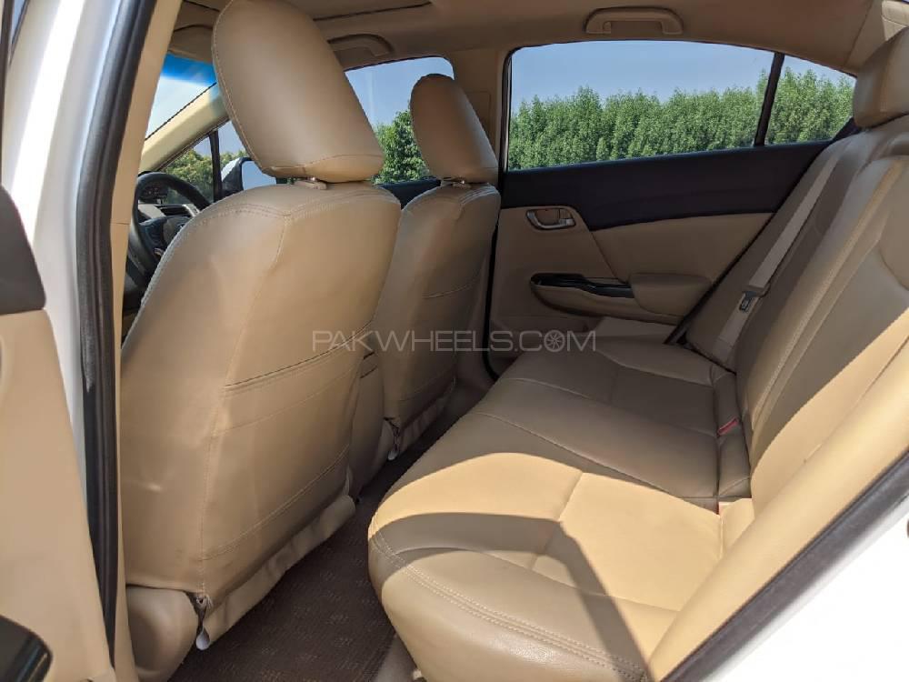 Honda Civic 2013 for Sale in Multan Honda Civic 2013 for Sale in Multan Image-12