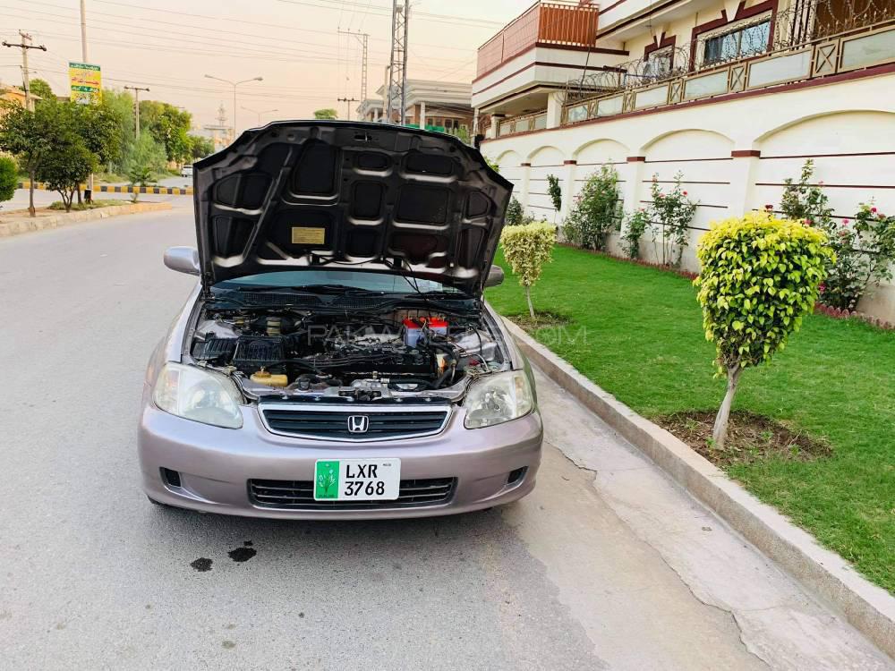 Honda Civic 2000 for Sale in Peshawar Honda Civic 2000 for Sale in Peshawar Image-9