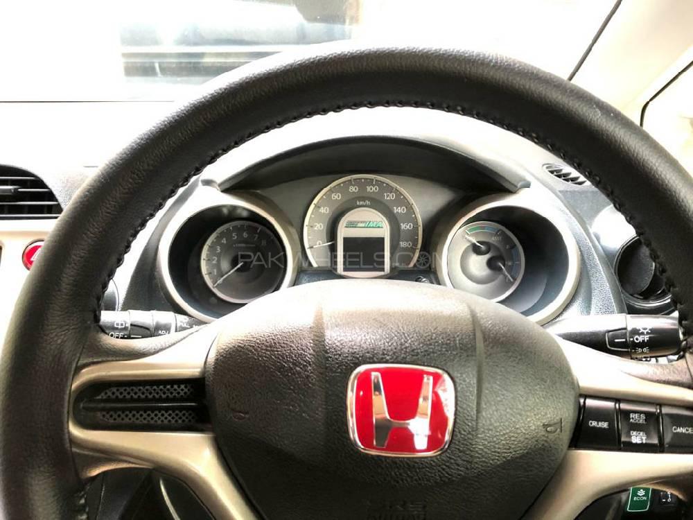 Honda Fit 2012 for Sale in Lahore Honda Fit 2012 for Sale in Lahore Image-12