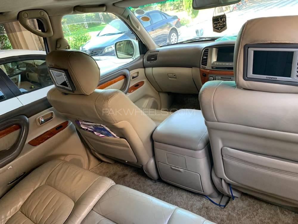 Toyota Land Cruiser 2003 for Sale in Faisalabad Toyota Land Cruiser 2003 for Sale in Faisalabad Image-3