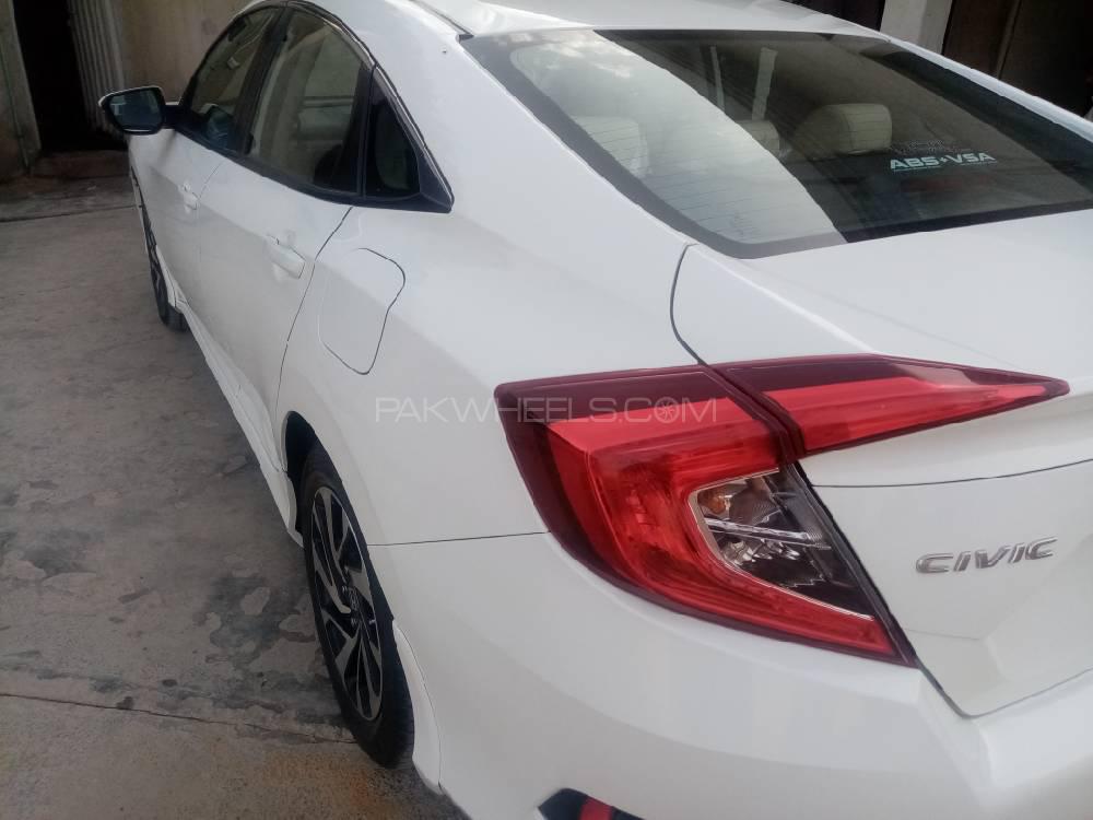 Honda Civic 2017 for Sale in Chishtian Honda Civic 2017 for Sale in Chishtian Image-4