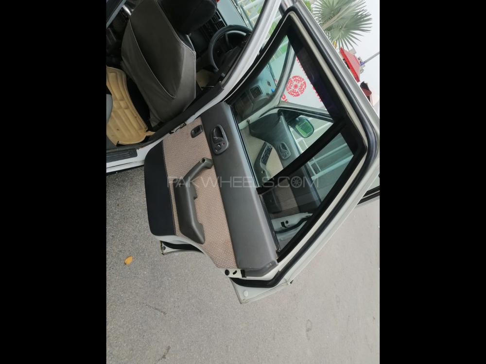 Suzuki Cultus 2004 for Sale in Lahore Suzuki Cultus 2004 for Sale in Lahore Image-12